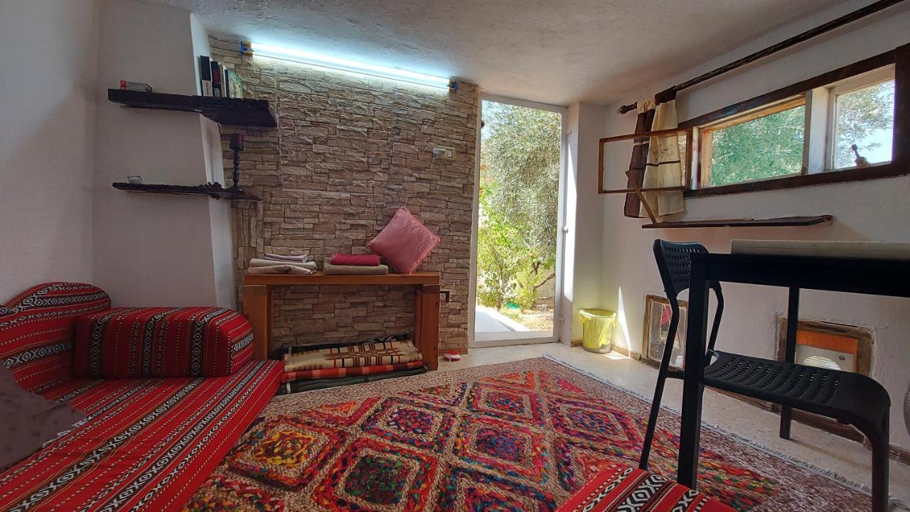 Our Villa'S Private Apartments - Hq Budget Stay - Wonderful Horizon View Of Jerash Γέρασα Εξωτερικό φωτογραφία